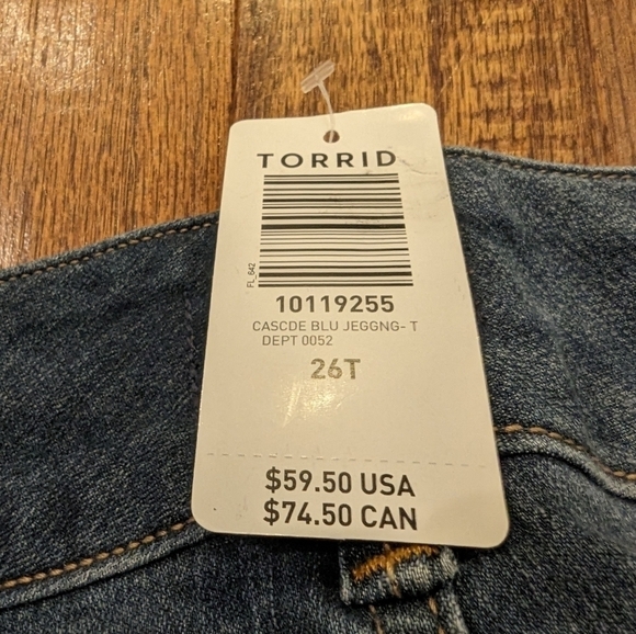 Torrid jeans, super stretch, high waist, skinny | plus size 26 tall - Picture 9 of 12